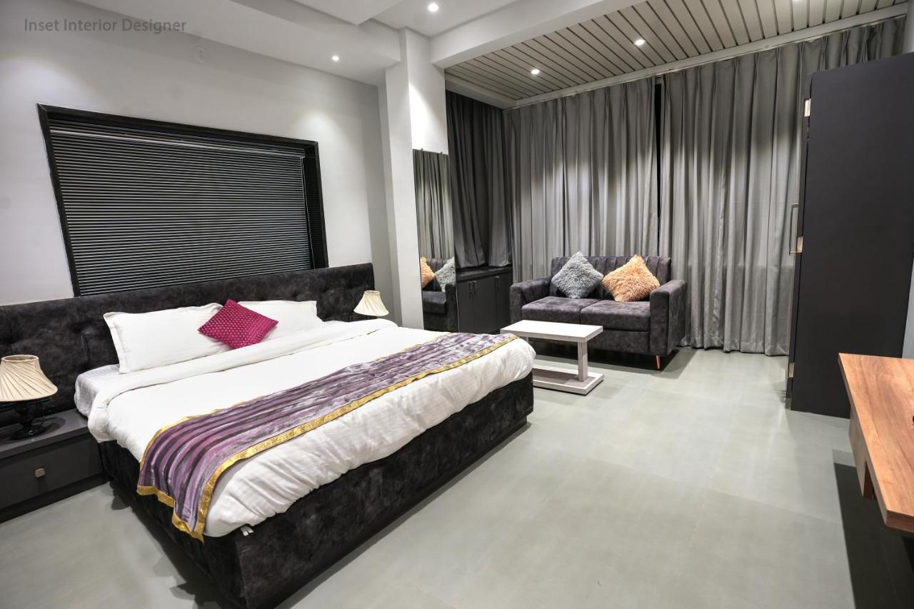 Hotel Mountain View Nashik Buitenkant foto